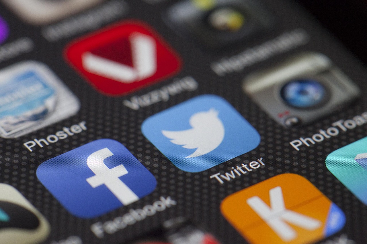 Pflegekräfte über Social Media rekrutieren